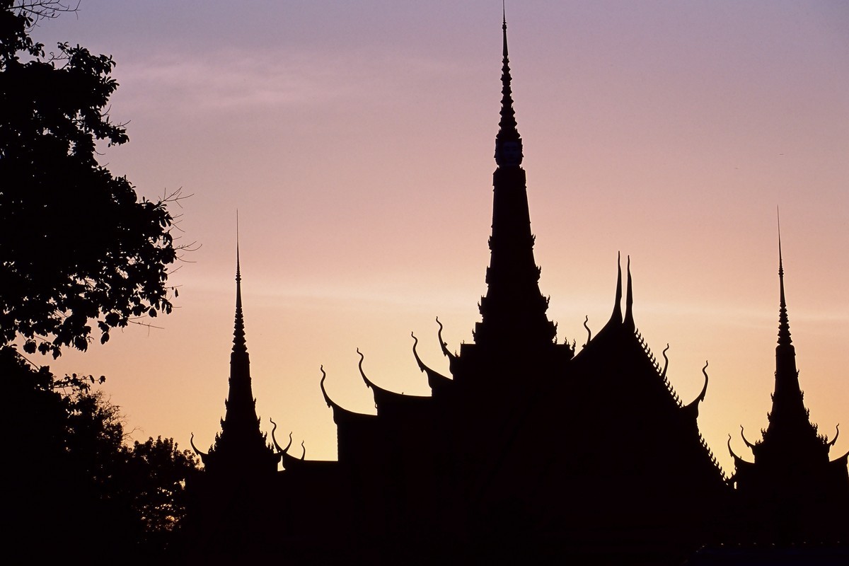 טיול לקמבודיה ולאוס- איש העולם